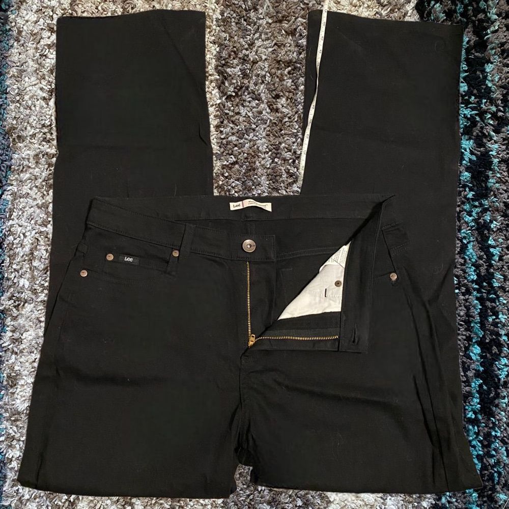 Women’s Size 14 Short Black Low Rise Jeans